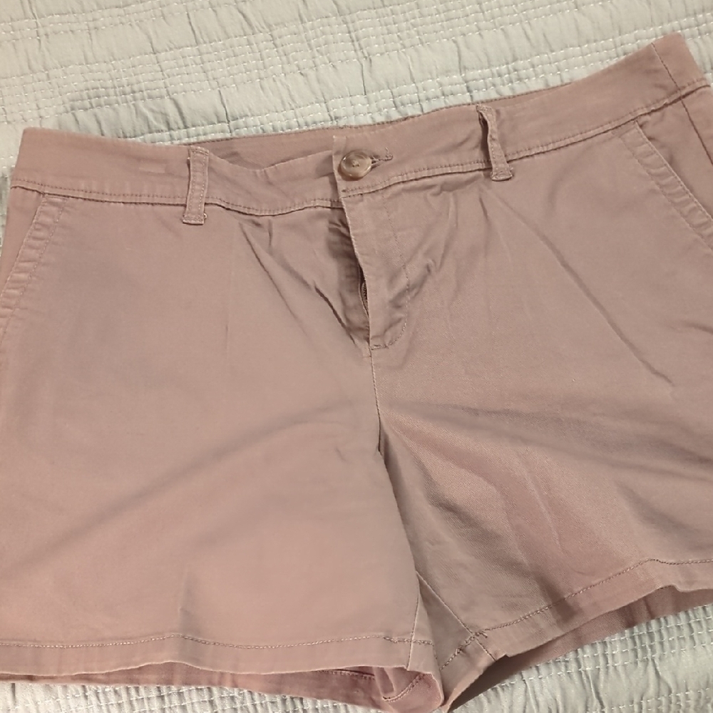 Liz Claiborne Tan Bermuda Shorts Classic Style